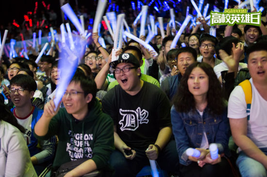 昨晚，GAM官方更新社交媒体，透露了所有选手和成员，已经拿到了本次前往MSI的英国签证。 此前，GAM受签证影响缺席了多次国际赛事