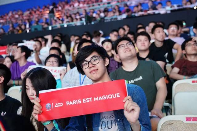 aurora 签下 Eternal Fire 阵容